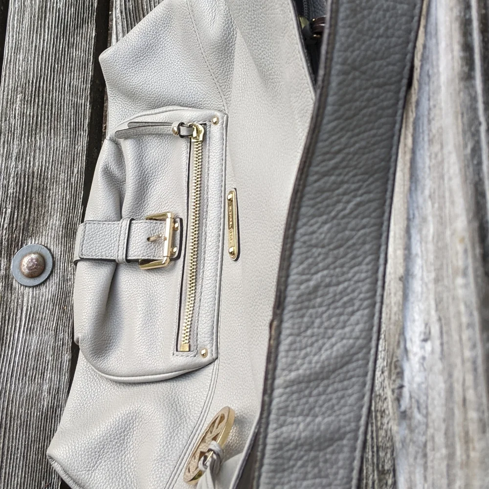 MICHAEL by Michael Kors - Austin MK Hobo Bag | Slate Gray Cement: 15w x 13h x 5d